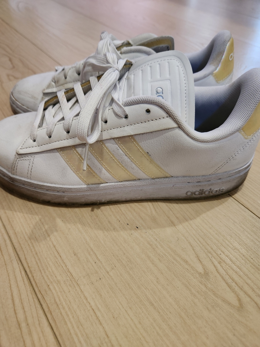 adidas Women’s White Sneakers with Pale Yellow Accents